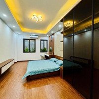 Hiếm, Cầu Giấy - Ở + Kinh Doanh - Ngõ Thông - Ôtô Ngủ Trong Nhà - Có Bãi Gửi Xe Riêng Cho Khách