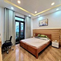 Phát Mãi Căn Nhà Đường Pasteur , Phường 8, Quận 3.Diện Tích70M2. Giá Bán 8 Tỷ 550. Shr. Liên Hệ: 0903632392 Quân