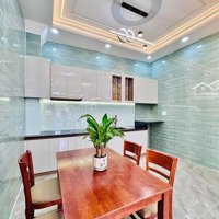 Chú Bảy Bán Nhà Trần Não P.bình An Q2 Giá Bán 3Tỷ 550 Triệudiện Tích57.5M2, Đang Cho Thuê 12 Triệu/Tháng. Sổ Sẵn