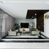 Biệt Thự Lô Góc Gần 500M2, 3 Tầng 1 Hầm, Full Nội Thất. Hồ Cá Koi Khủng Tiền Tỷ - Quận 12