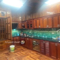 Bán Nhà Hồ Tây. Ô Tô Tránh Dừng Đỗ Vào Nhà. 7 Tầng Thang Máy . 80M2 29.X Tỷ