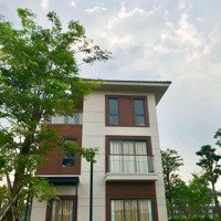 Chính Chủ Cần Bán Căn Nhà Phố 126M2 Giá Bán 8,2 Tỷ Full. Liên Hệ: 0933112292