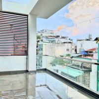 PENTHOUSE CÓ PHÒNG XÔGN HƠI RIÊNG QUẬN 3