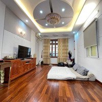 Siêu Phẩm Xã Đàn 31 M2 6T Mt3,9M Giá Bán 7,85 Tỷ Đống Đa. Lô Góc, Thoáng, Vài Bước Ra Phố , Vị Trí Đẹp