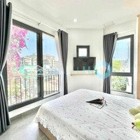 Studio Cửa Sổ Full Nội Thất - View Đẹp Ngay Cầu Bông