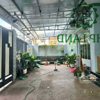 Cho Thuê Căn Nhà 2 Mặt Tiền Hẻm Gần Chợ Cổng 2 Hơn 200M2