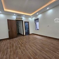 40M2 X 6 Tầng Thang Máy Nhà Tt Cầu Giấy. Gara Ô Tô 7 Chỗ Ngõ Thông Vừa Ở Vừa Kinh Doanh Đa Ngành.