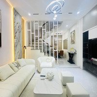 Bán Nhà Phố Hào Nam , Đống Đa Dtsd 36M2 , 4 Phòng Ngủ , Full Nội Thất Ở Ngay !