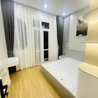 Bán Nhà Phố Hào Nam , Đống Đa Dtsd 36M2 , 4 Phòng Ngủ , Full Nội Thất Ở Ngay !