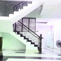 Quận 10-Nhà Đẹp-Hẻm Ôtô-Cách 20M Ra Mt-Gần 100M2-Ngang Lớn Bề Thế