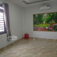 Chính Chủ Cho Thuê Phòng Trọ Học Sinh, Sinh Viên Nữ, Có Máy Lạnh, 40M2 Giá Chỉ 6 Triệu/ Tháng