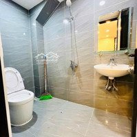 Tt Ba Đình - Hàng Xóm Cv Bách Thảo - 3 Ngủ - 2 Vệ Sinh- Thực Tế 100M2 - Dốc Ngọc Hà : 3.85 Có Bớt Thêm