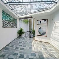 PHÂN LÔ HAI BÀ TRƯNG, ÔTÔ ĐỖ CỬA, GẦN PHỐ, NHÀ ĐẸP, Ở NGAY, 40M2x4Tx4,5M, GIÁ 8,2 TỶ