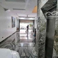 Giá ***.Nguyễn Văn Cừ,6 Tầng Thang Máy,Gara, 72M2-12.X Tỷ