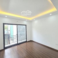 Chính Chủ Nhờ Bán. Nhà 40M2 5Tầng 4Ngủ. Mới King Koong. Tại Thọ Am Lien Ninh Thanh Trì Hn.