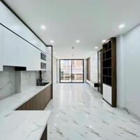 Nhà Đẹp Ô Tô Trong Nhà Kim Đồng, Hoàng Mai 40m, 6 tầng, mt 3,7m, giá 13,6 tỷ.