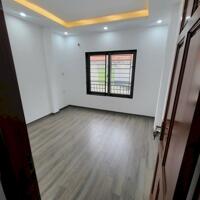 Cho thuê nhà mới xây 5 tầng Thạch Bàn,Long Biên. 35m/ sàn. Giá 10 triệu/ tháng. Lh: 0984.373.362