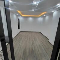 Cho thuê nhà mới xây 5 tầng Thạch Bàn,Long Biên. 35m/ sàn. Giá 10 triệu/ tháng. Lh: 0984.373.362