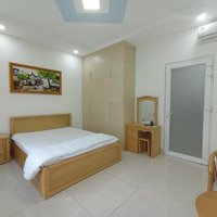 Căn Hộ 1 Phòng Ngủ Có Ban Công, Cửa Sổ, Đầy Đủ Nội Thất Ngay Sân Bay, Gần Công Viên Gia Định