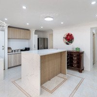Cho Thuê Căn Hộ 6 Phòng Ngủ - 4 Vệ Sinh Diện Tích: 250M2.Sát Q7, Giá Bán 30 Triệu/Tháng !