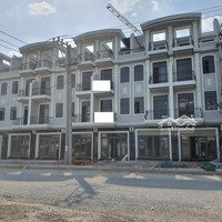 Cần Bán Nhà Phố Bcons City, Bán Gấp Ngộp Bank, Giá Bán 7Tỷ5 Bank Hỗ Trợ 80% Mặt Tiền Thống Nhất Dĩ An