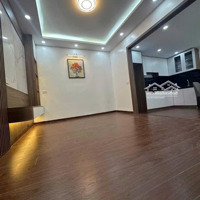 Bán Căn Hộ Tập Thể Tầng 2 Thái Thịnh Đống Đa Căn 130M2