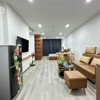 Ở Ngay Căn Hộ Sky Center 42M2 Full Nội Thất Giá Chỉ 11, 5 Triệu