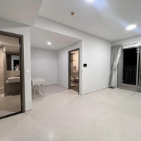 Bán Căn 70M2, Có Ban Công View Hồ Bơi, Có Giường Tủ, Cc Westgate