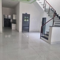 Nhà Mới, Xe Hỏi 7 Chỗ Ngủ Trong Nhà -Diện Tích5.3M X 15M - 1 Trệt 2 Lầu - Đường Thoại Ngọc Hầu Tân Phú