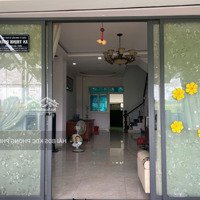 Cho Thuê Nhà Mặt Phố Hướng Nhà Đẹp, Thích Hợp Mở Spa, Văn Phòng. Khu Dân Cư Đông Đúc