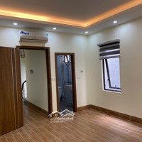 Nhà Siêu Đẹp Cầu Giấy, Thang Máy Nội Thất Vip 45M²X6 - Giá 10X Tỷ