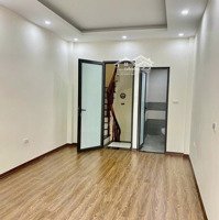 5.45 Tỷ - Dương Văn Bé - 30M2 - 5 Tầng Mới - Gần Phố - Ngõ To