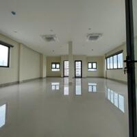 Cho Thuê Văn Phòng 90m2 Ngay Sư Vạn Hạnh Quận 10