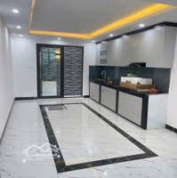 Nhà Tam Hiệp, Thanh Trì

Diện Tích 35M 5 Tầngchỉ 3,2 Tỷ