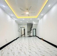 Bán Nhà Phố Chính Kinh 40M2 6 Tầng Thang Máy Ngõ 3M 20M Ra Phố Quan Nhân Nhà Xây Mới Giá Hơn 8 Tỷ