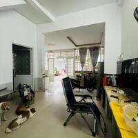 NHỈNH 8 TỶ - BÁN ĐẤT TẶNG NHÀ 2 TẦNG - 182M2 ( NGANG 9 DÀI 20M ) NGAY QUẬN 6 - ĐƯỜNG NGUYỄN QUÝ YÊM.