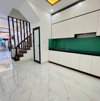 Chỉ Hơn 4Tỷ. Nhà 40M2 .Đại Tự .Kim Chung. Hoài Đức. Có Sân Để Xe Riêng Cực Thoáng