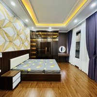 Cực Hiếm! Bán Nhà Nguyễn Đình Chiểu, 40M2, Mặt Tiền 4.3M, 10.5 Tỷ, Mới Đẹp, Thang Máy, Ngõ Thông