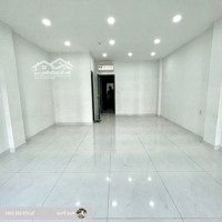 Văn Phòng 35M2 Có Ban Công, Thang Máy, Máy Lạnh, Hầm Xe. Chỉ 6 Triệu