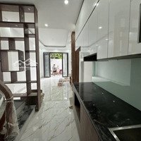 Bán Nhà Hoàng Mai- Dtsd 33M- Nhỉnh 6 Tỷ- Trước Nhà Ngõ 5M- Nhà Xây Mới Koong- 60M Ra Cầu Tam Trinh