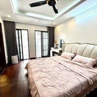 Bán Nhà Giá Bán 12 Tỷ Tại Nguyễn Thái Học, Ba Đình, 42 M2, Phân Lô, 10M Ra Ô Tô, Cạnh Sân Chơi