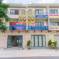 Bán Shophouse Giá Tốt Tại Đường Dân Chủ, Bình Dương, Chỉ 4,081 Tỷ Vnd