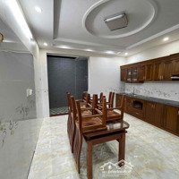 Cho Thuê Nhà Khu Phân Lô Văn Cao, Diện Tích: 90M2, 4 P.ngủ Khép Kín.