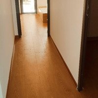 Bán Tập Thể Viện Kiểm Sát 80M2 Ba Phòng Ngủ Một Bước Ra Đường Ô Tô Tránh Giá Bán 3,15 Tỷ, 098 974 5569