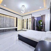 Siêu Phẩm Nhà 3 Tầng Phong Cách Tân Cổ Điển, Gần Biển Chỉ Nhỉnh Hơn 5,7 Tỷ!!