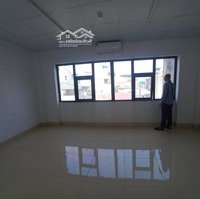 Chính Chủ Cho Thuê Văn Phòng 30M2 Mặt Phố Bùi Huy Bích