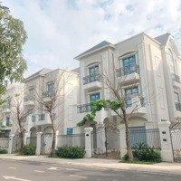 Bán Gấp Biệt Thự Ciputra, 180M2 3 Tầng, Nội Thất Đẹp,Mặt Tiền10M, 5X Tỷ