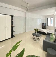 Đập Hộp Ccmn Ngõ 230 Mễ Trì Thượng ,Nam Từ Liêm, Studio 30M2, 1N1K 40M Cửa Sổ, Ban Công ,Thang Máy