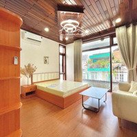 Căn Penthouse Tone Gỗ Ngay Nam Kì Khởi Nghĩa, Tách Bếp_Phòng Xông Hơi