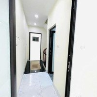 Căn Nhà 4T Cực Đẹp 40M2 Gần Mặt Phố Cổ Nhuế, Bắc Từ Liêm Giá Bán 6.3 Tỷ